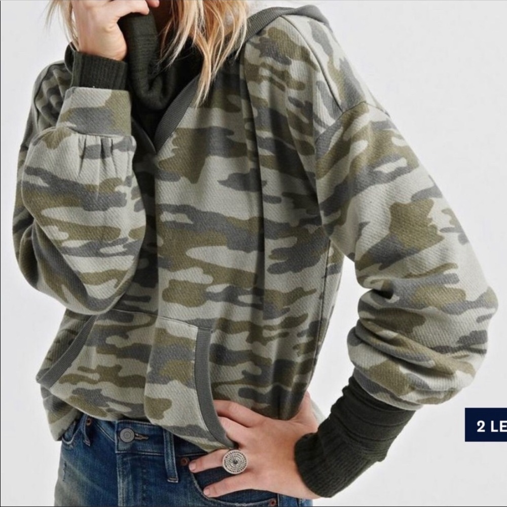 LUCKY BRAND CAMOUFLAGE PRINT HOODIE